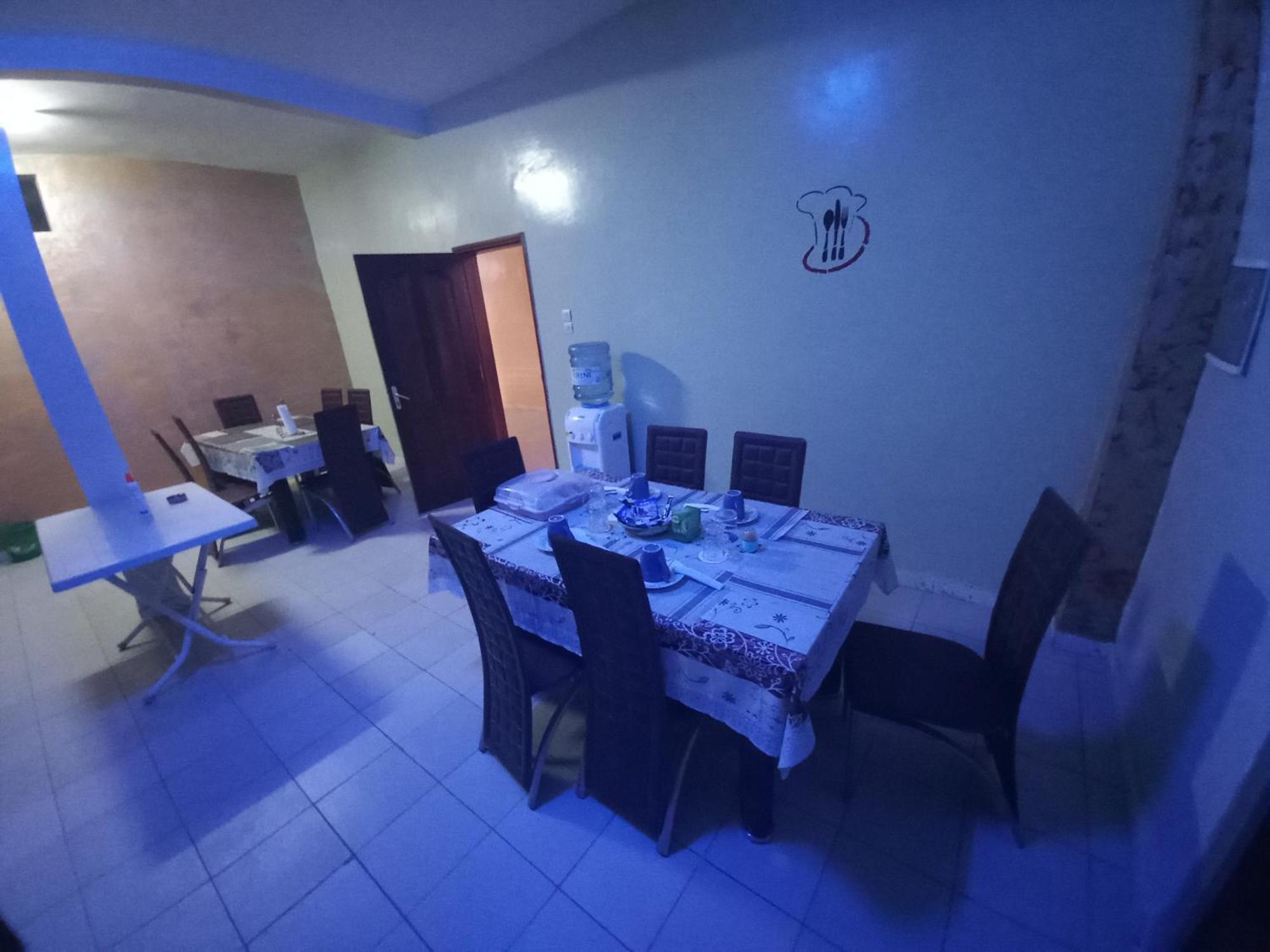 Sam Residence Jamm Ak Cofeel Сент Луис Екстериор снимка