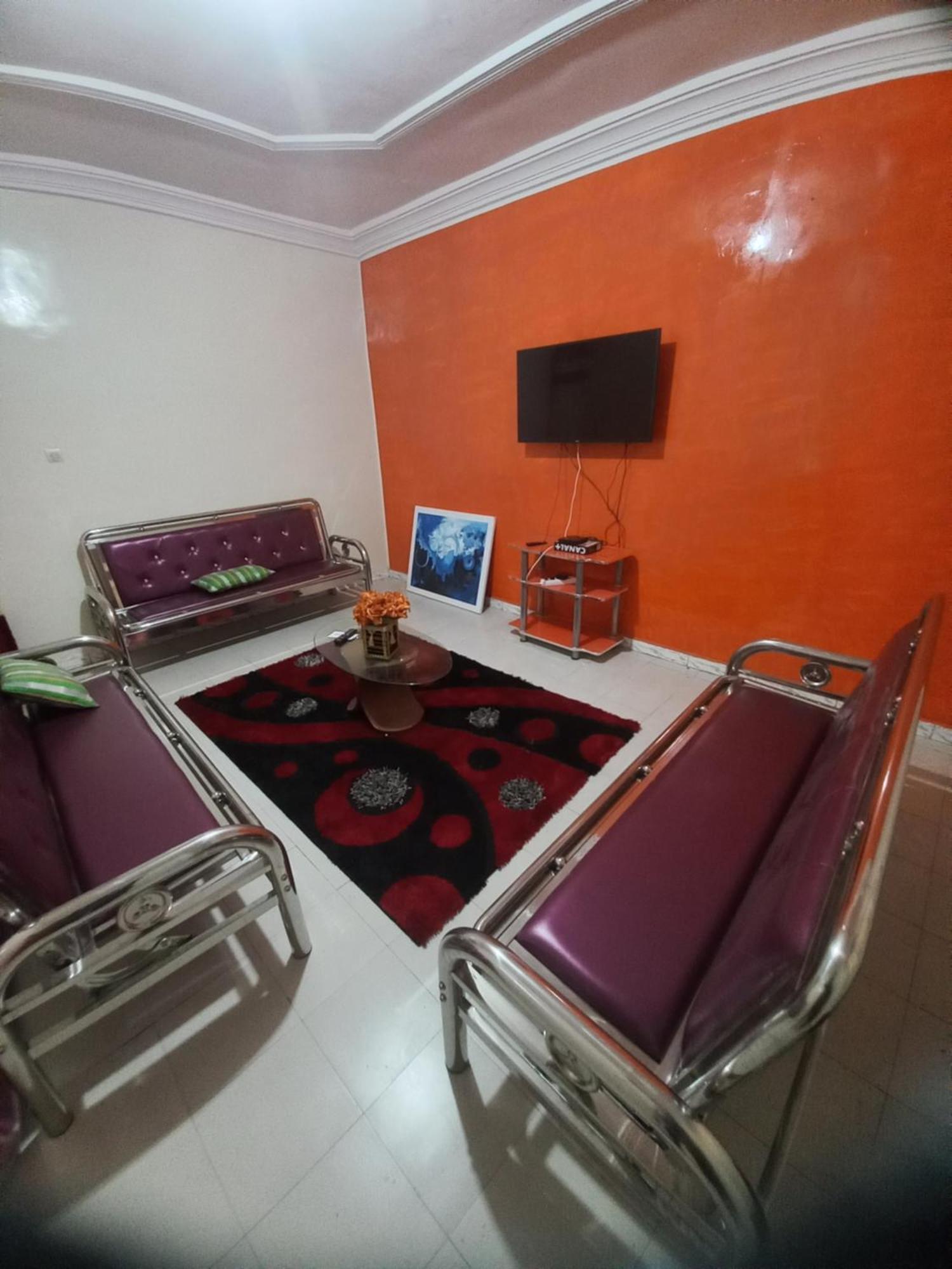 Sam Residence Jamm Ak Cofeel Сент Луис Екстериор снимка