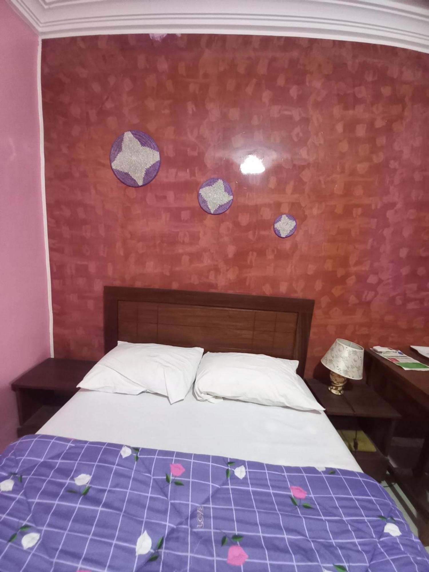 Sam Residence Jamm Ak Cofeel Сент Луис Екстериор снимка