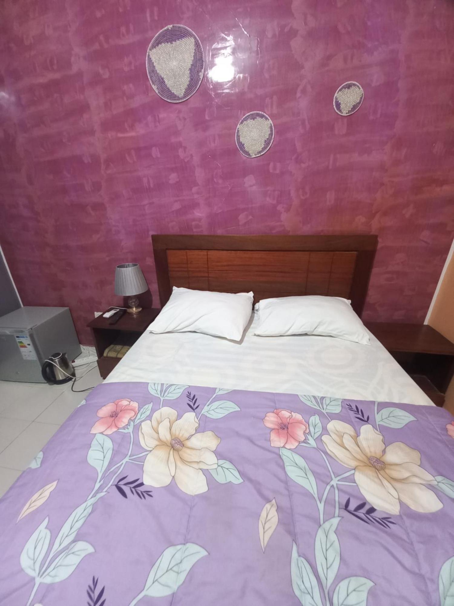 Sam Residence Jamm Ak Cofeel Сент Луис Стая снимка